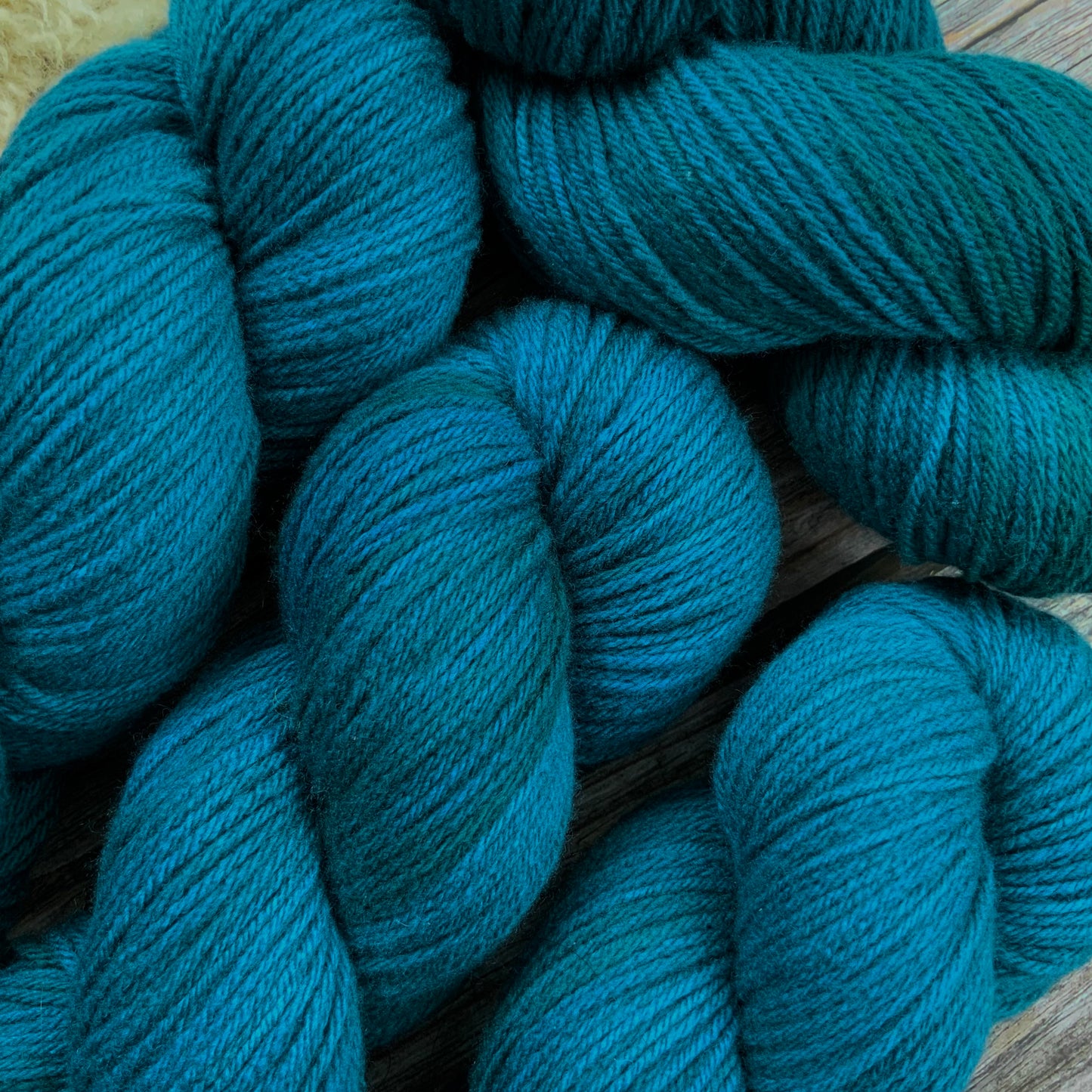 The Grose on WGW 8ply/DK